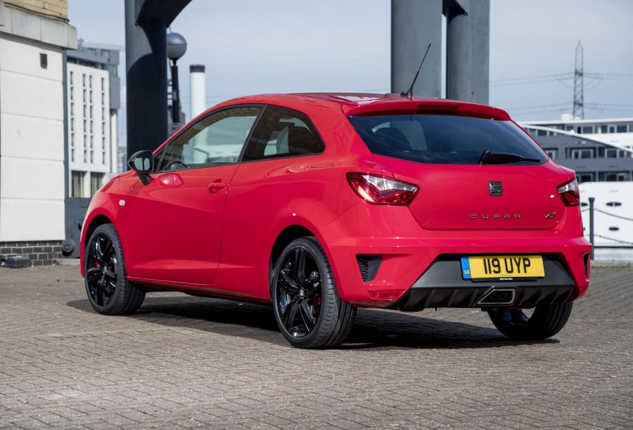  Seat Ibiza Cupra 2016 года  (UK) (фото 6 из 30)